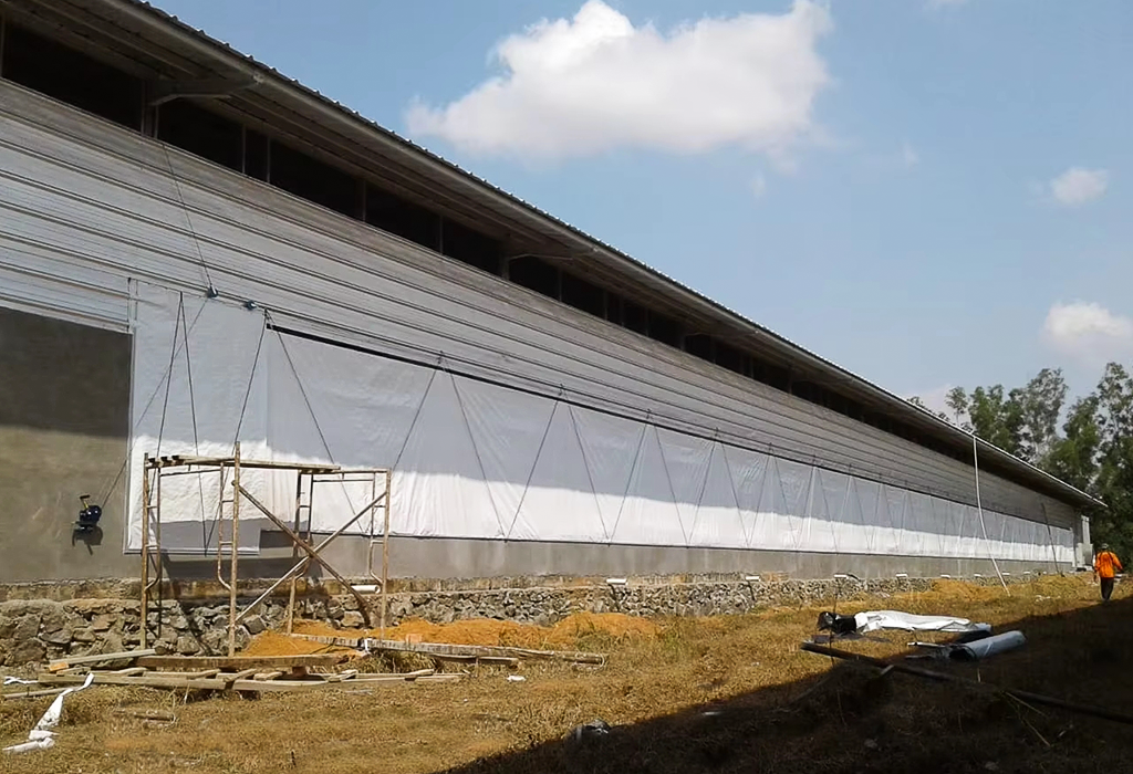 poultry and pig farm rolling curtains